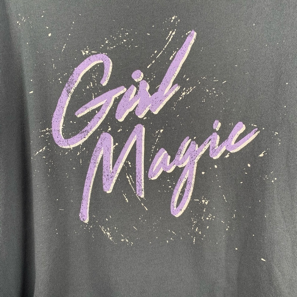 Grayson Threads “Girl Magic” Cropped Crew Neck M View 6